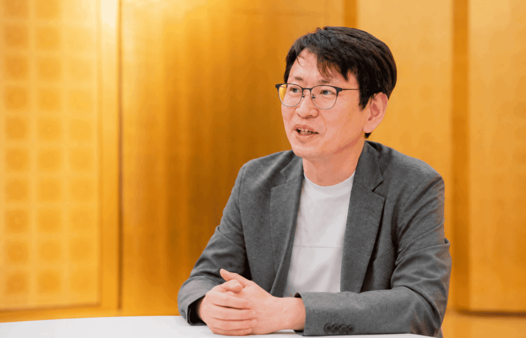 インタビューの様子